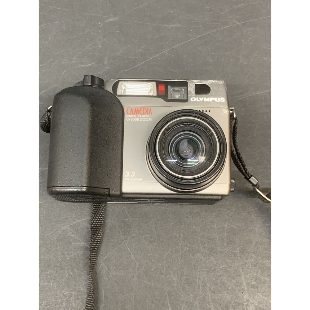 Olympus CAMEDIA C-3000 Zoom 3.3MP Digital Camera - Parts Only